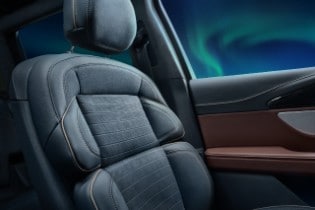 2026 Lincoln Nautilus Black Label Aurora